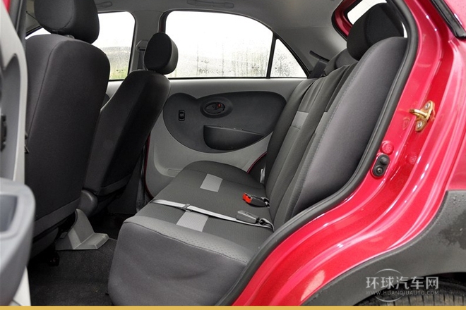 2012款 CROSS 1.3L 手動豪華型