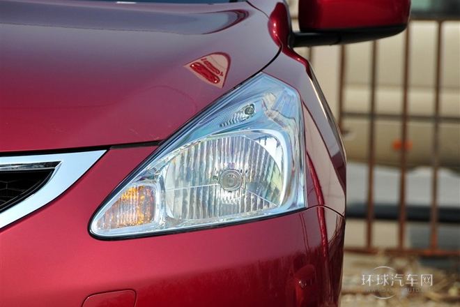 2011款 1.6L 手動舒適型