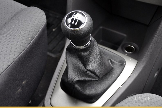 2012款 CROSS 1.3L 手動豪華型