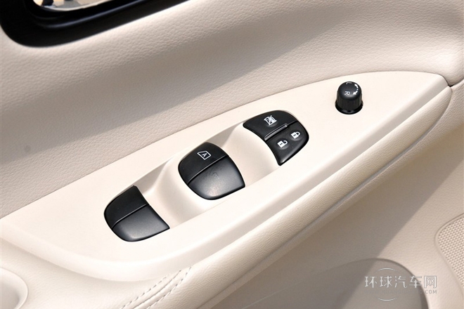 2011款 1.6L CVT智能型