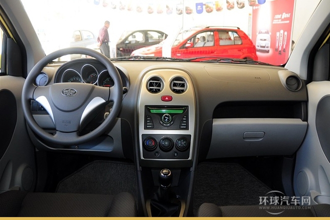 2010款 1.3L 手動(dòng)豪華型