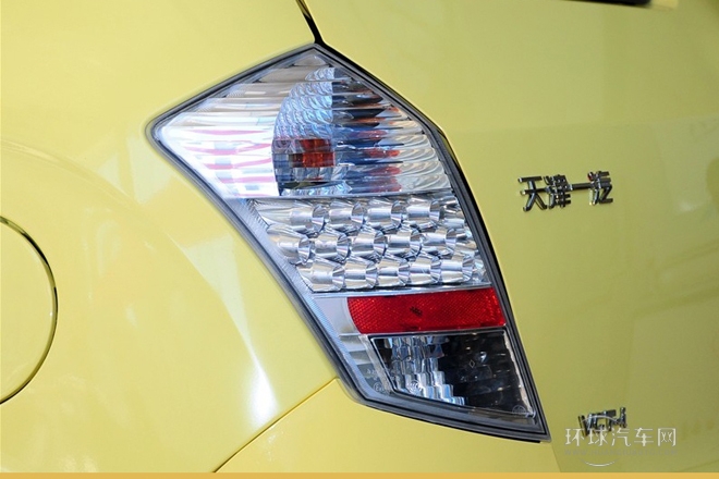 2010款 1.3L 手動豪華型