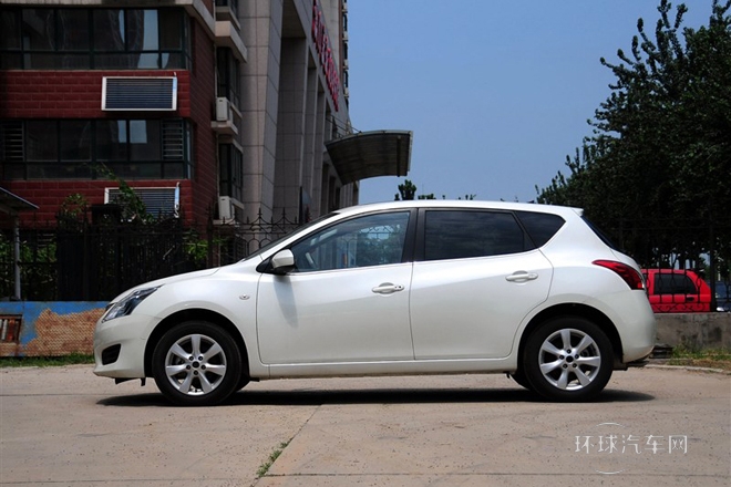 2011款 1.6L 手動(dòng)智能型