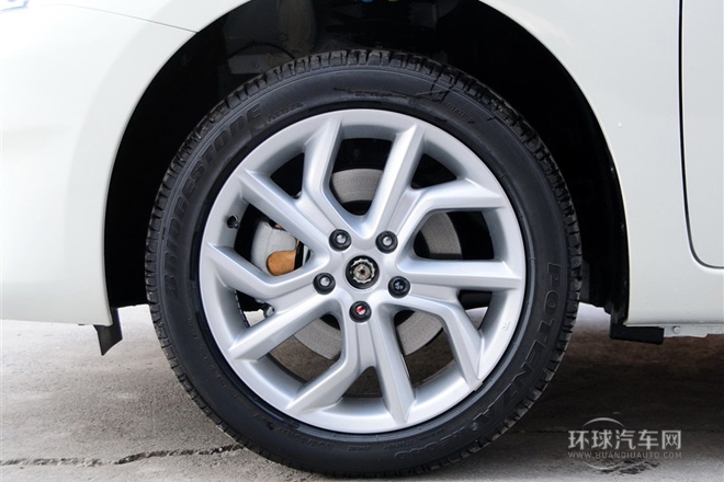 2011款 1.6T M-CVT炫動版