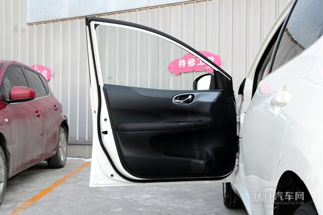 2011款 1.6T M-CVT炫動版