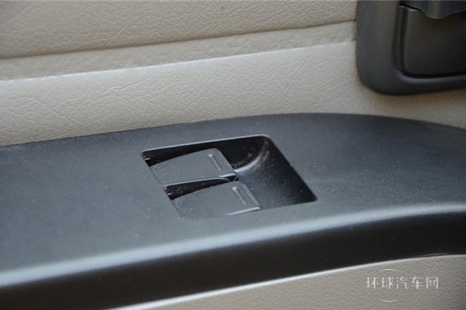 2013款 1.0L加長興業(yè)型