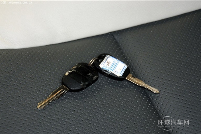 2013款 1.3L加長興業(yè)型