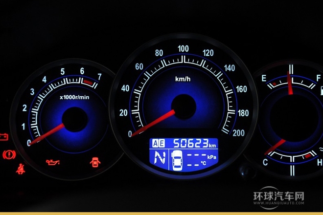 2012款 1.5L AMT旗艦型