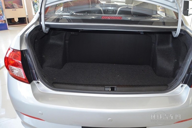 2013款 1.5L 手動精英型 國V