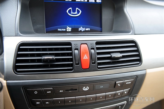 2013款 2.0L 手動(dòng)舒適型