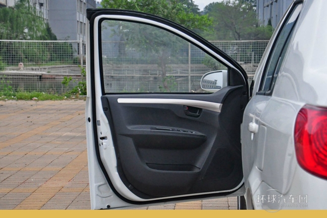 2013款 1.5L 手動進取型 國V