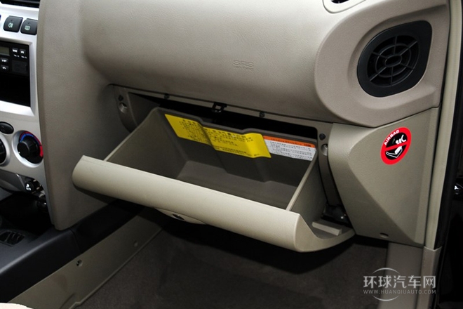 2012款 2.0L 手動兩驅天窗版