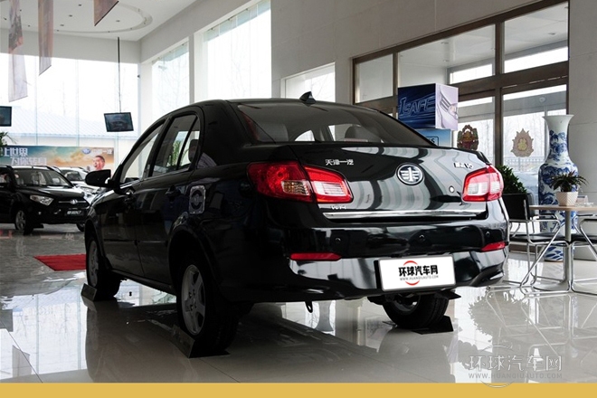 2013款 1.5L 手動(dòng)精英型 國(guó)IV