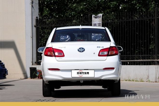 2013款 1.5L 手動(dòng)進(jìn)取型 國(guó)IV