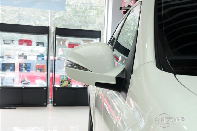 2014款 2.0T 兩驅精英導航版5座