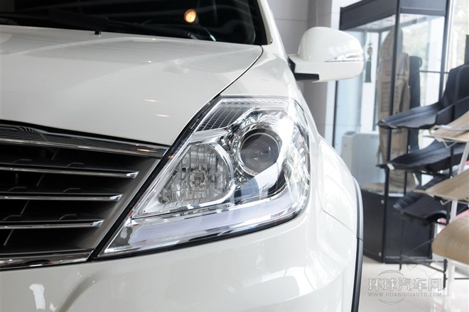 2014款 2.0T 兩驅(qū)精英導(dǎo)航版5座