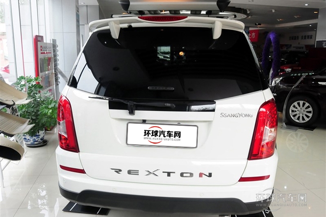 2014款 2.0T 兩驅(qū)精英導(dǎo)航版5座