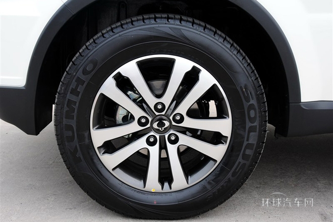 2014款 2.7T 四驅(qū)豪華導(dǎo)航版5座