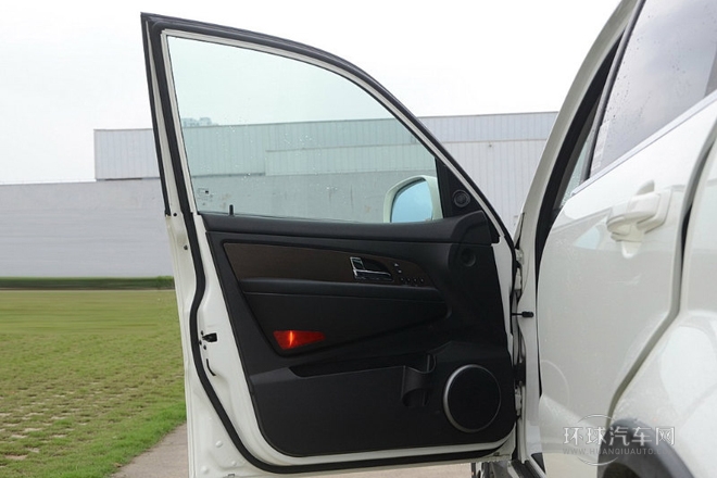 2014款 2.0T 四驅豪華導航版7座