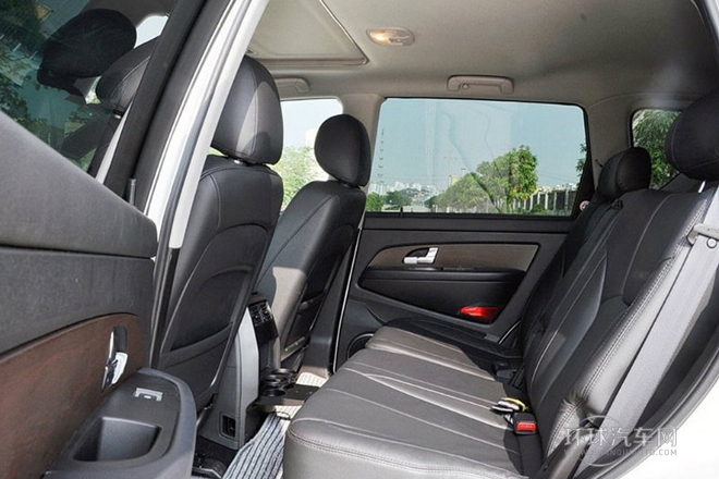 2014款 2.0T 四驅豪華導航版7座