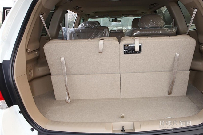 2013款 2.7L 兩驅(qū)7座探索版