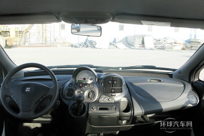 2010款 1.6L 汽油豪華型5座