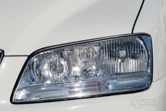 2010款 1.6L 汽油豪華型5座