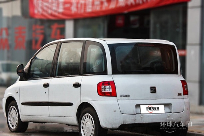 2010款 1.6L 汽油豪華型6座