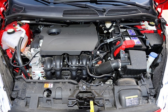 2013款 兩廂 1.5L 自動(dòng)運(yùn)動(dòng)型