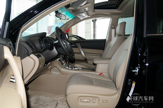 2013款 2.7L 兩驅(qū)7座紫金版