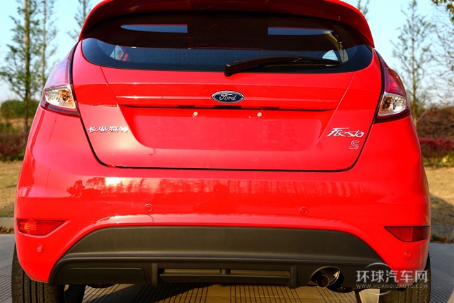 2013款 兩廂 1.5L 自動(dòng)運(yùn)動(dòng)型