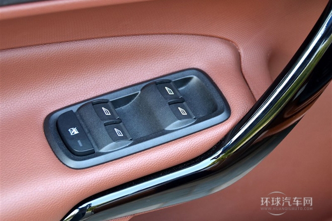 2013款 兩廂 1.5L 自動(dòng)勁動(dòng)型