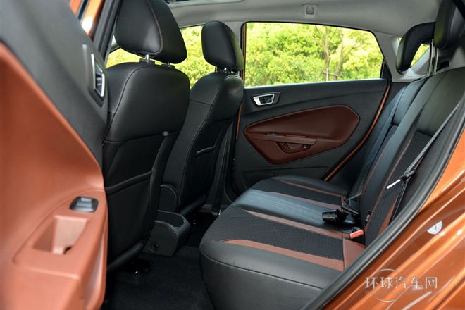 2013款 兩廂 1.5L 自動勁動型