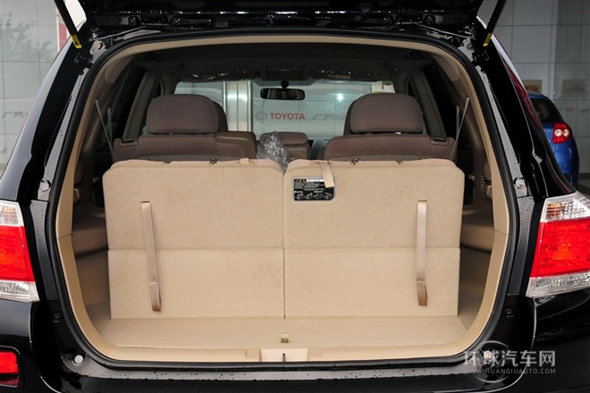 2012款 2.7L 兩驅7座精英版