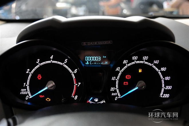 2013款 三廂 1.5L 手動(dòng)風(fēng)尚型