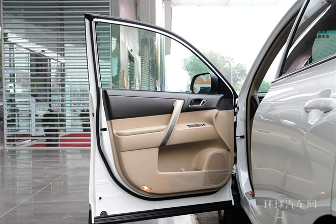 2012款 2.7L 兩驅(qū)5座運(yùn)動(dòng)版