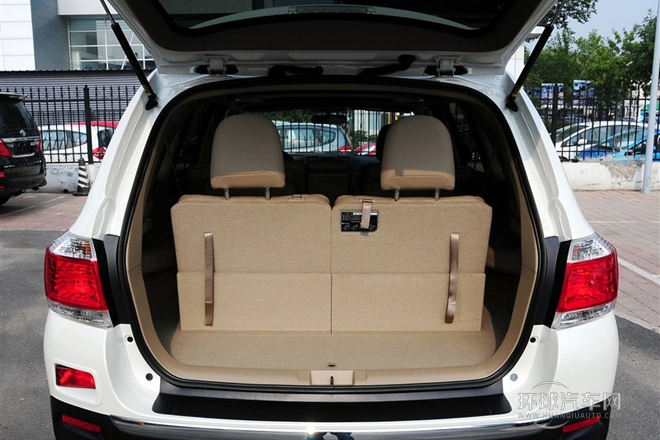 2012款 2.7L 兩驅7座豪華版