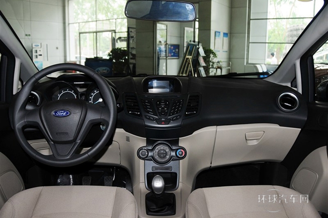 2013款 三廂 1.5L 手動時尚型