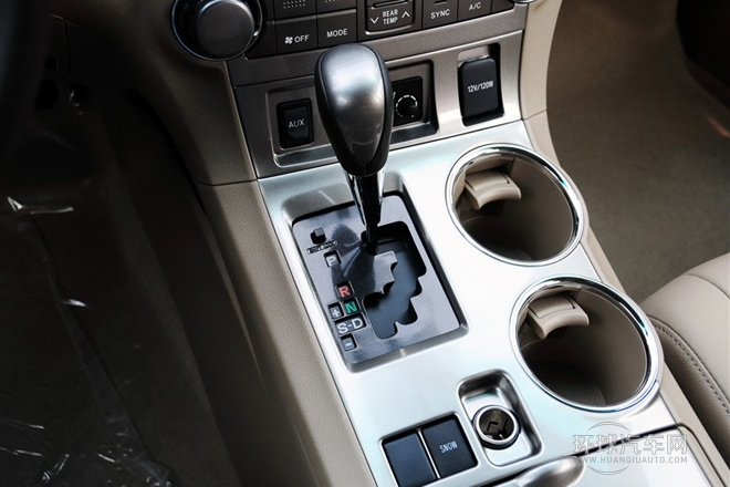 2012款 2.7L 兩驅(qū)7座豪華版