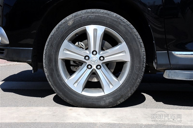 2012款 2.7L 兩驅7座豪華導航版