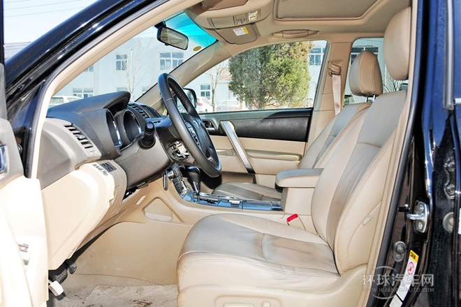 2012款 2.7L 兩驅7座豪華導航版