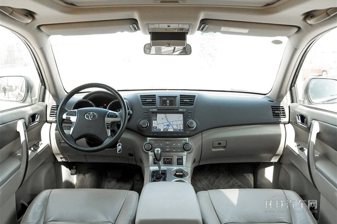 2012款 2.7L 兩驅7座豪華導航版