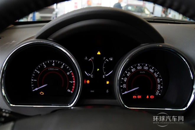 2012款 2.7L 兩驅7座至尊版