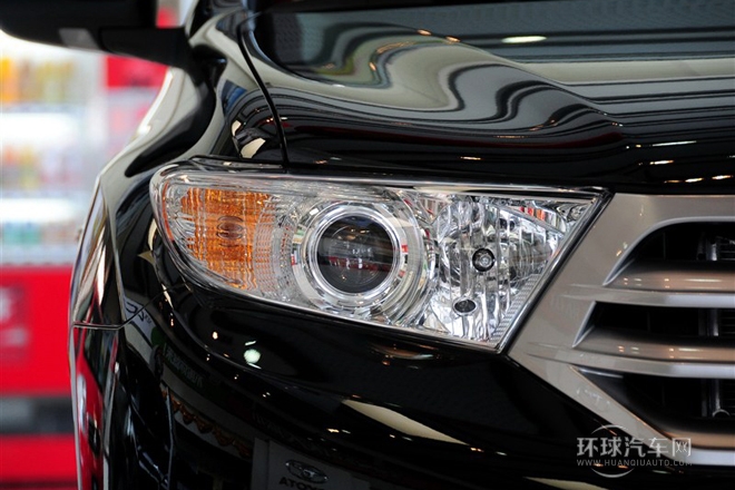 2012款 2.7L 兩驅(qū)7座至尊版