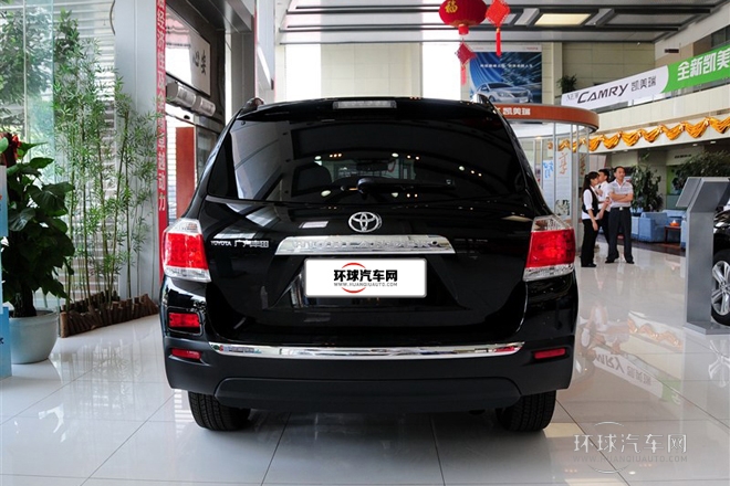 2012款 2.7L 兩驅7座至尊版