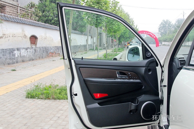 2014款 2.7T 四驅豪華導航版7座