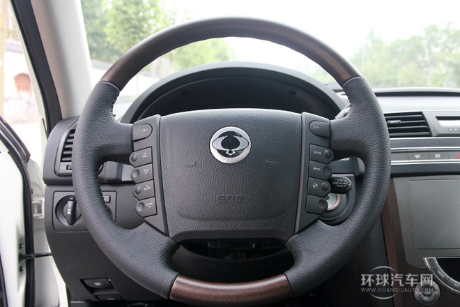 2014款 2.7T 四驅(qū)豪華導(dǎo)航版7座