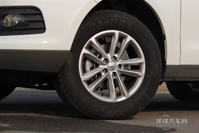 2014款 1.5T 手動(dòng)尊貴型