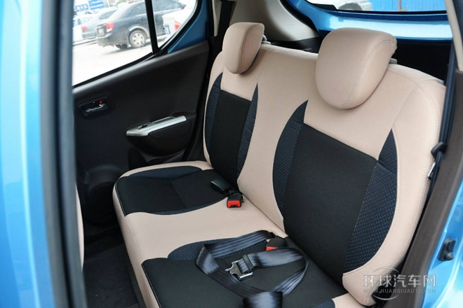 2013款 1.0L 舒適型