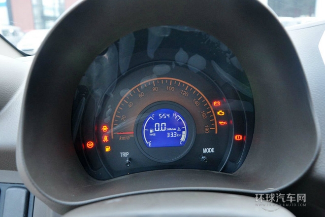 2013款 1.0L 舒適型